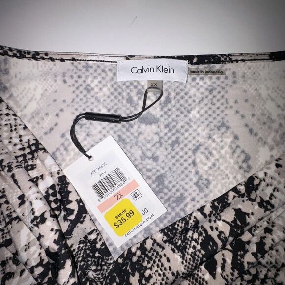 Calvin Klein Womens Reptile Print Sleeveless Tank Top Size 2X NWT Drape Neck - Picture 9 of 11